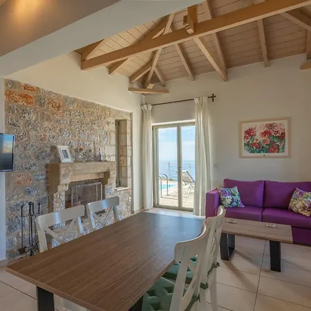Willa Iris, Luxury Stone In With Private Infinity Pool, Bbq And Amazing Sea View *