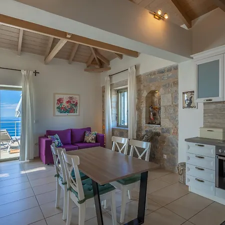 Iris, Luxury Stone In With Private Infinity Pool, Bbq And Amazing Sea View Stoúpa