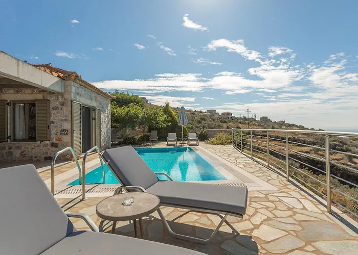 Βίλα Iris, Luxury Stone In With Private Infinity Pool, Bbq And Amazing Sea View