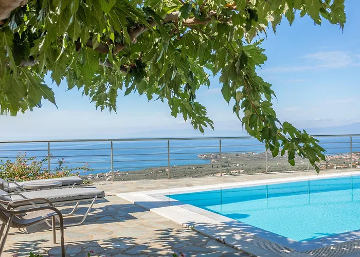 Iris, Luxury Stone In With Private Infinity Pool, Bbq And Amazing Sea View Villa *