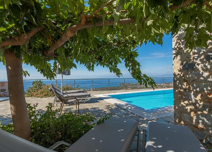 Villa Iris, Luxury Stone In With Private Infinity Pool, Bbq And Amazing Sea View *