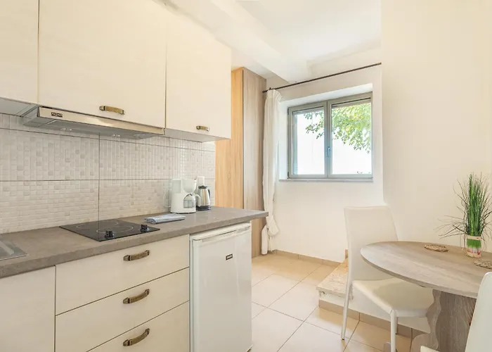 Iris, Luxury Stone In With Private Infinity Pool, Bbq And Amazing Sea View Villa Stoúpa