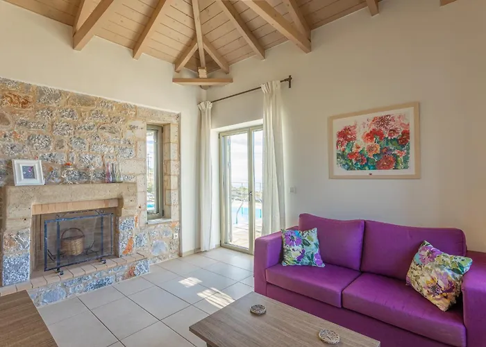 Iris, Luxury Stone In With Private Infinity Pool, Bbq And Amazing Sea View *