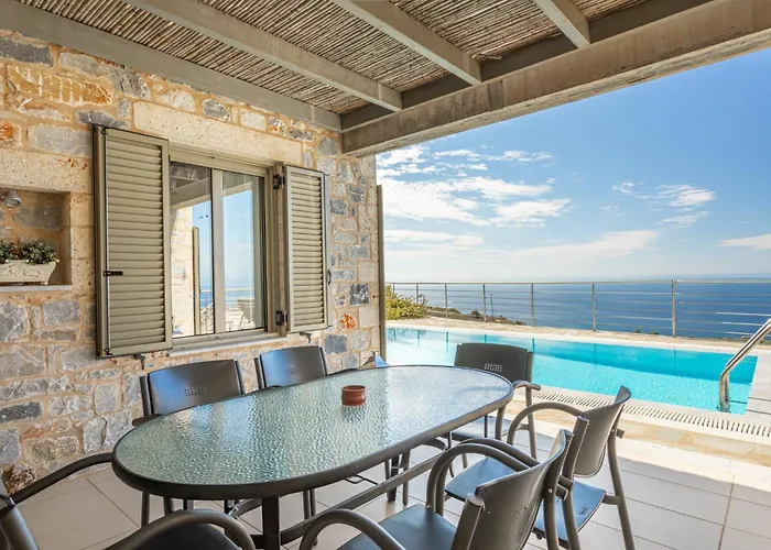 Iris, Luxury Stone In With Private Infinity Pool, Bbq And Amazing Sea View Stoúpa