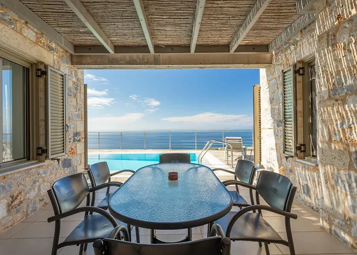 Iris, Luxury Stone In With Private Infinity Pool, Bbq And Amazing Sea View Villa Stoúpa